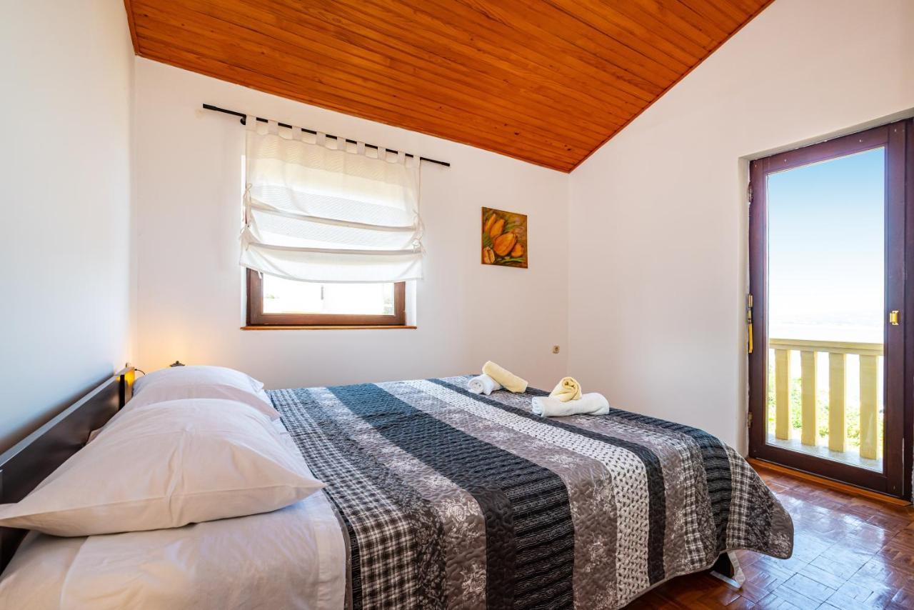Apartment Sea And Mountain With Pool Novigrad  Chambre photo