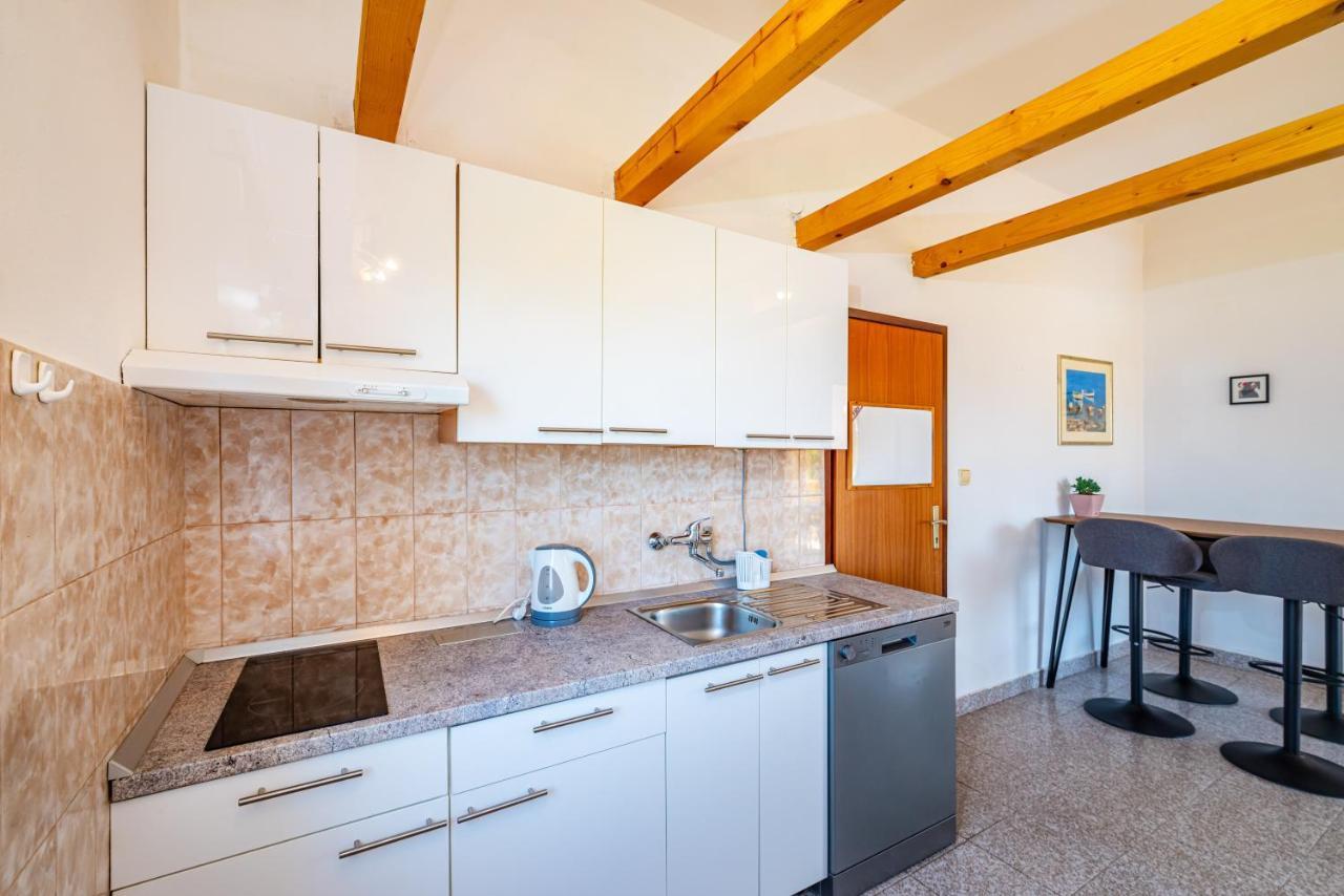 Apartment Sea And Mountain With Pool Novigrad  Extérieur photo