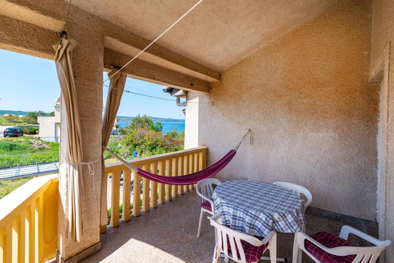 Apartment Sea And Mountain With Pool Novigrad  Extérieur photo